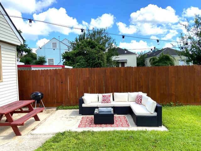 Beautiful home in Treme great for large groups .