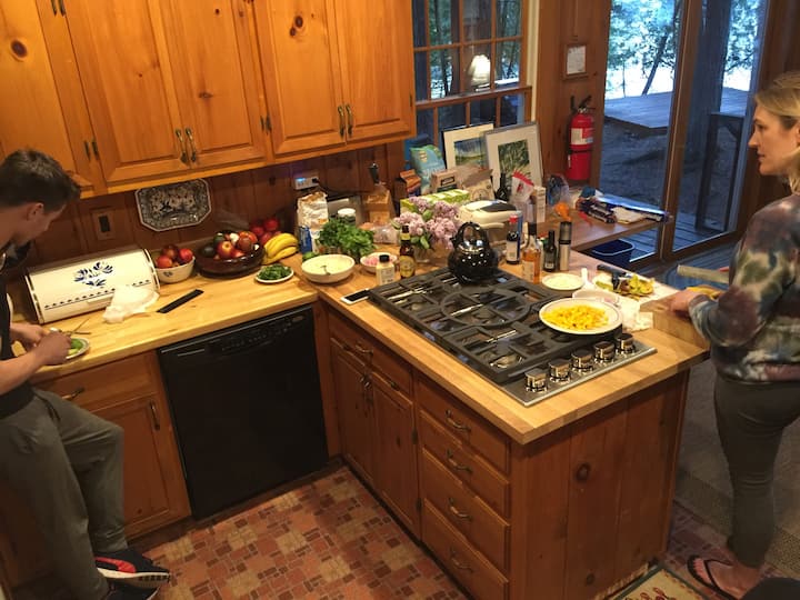 Classic Lakefront Maine Cabin Cottages for Rent in Fayette, Maine