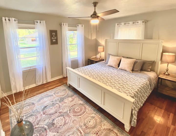 Granbury Vacation Rentals & Homes Texas, United States Airbnb