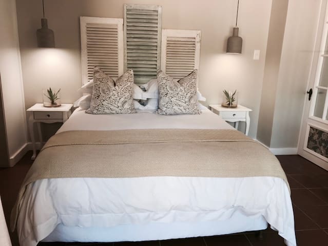 New Stylish Private Guest Room