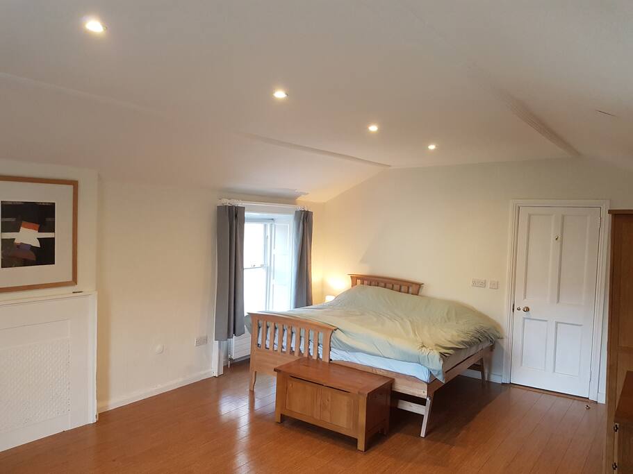 Bedroom for rent