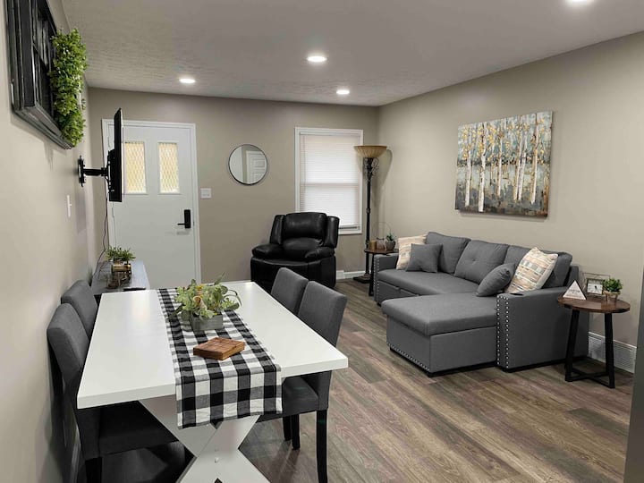 Uniontown Parkside Oasis 2bd all new Houses for Rent in Uniontown