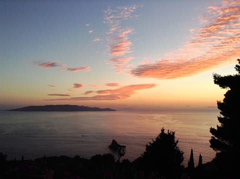 Top Airbnb: Villa in Cala Moresca with a Stunning View a Monte Argentario