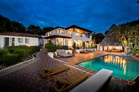 Beachfront- Exquisite 9BR 9.5BA Luxury Home