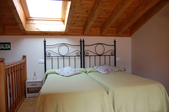 საძინებელი 2