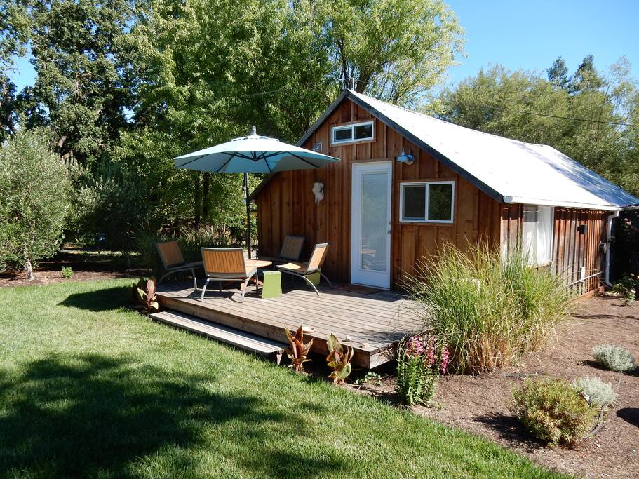 Studio cottage on 2 acres - Houses for Rent in Sebastopol ...