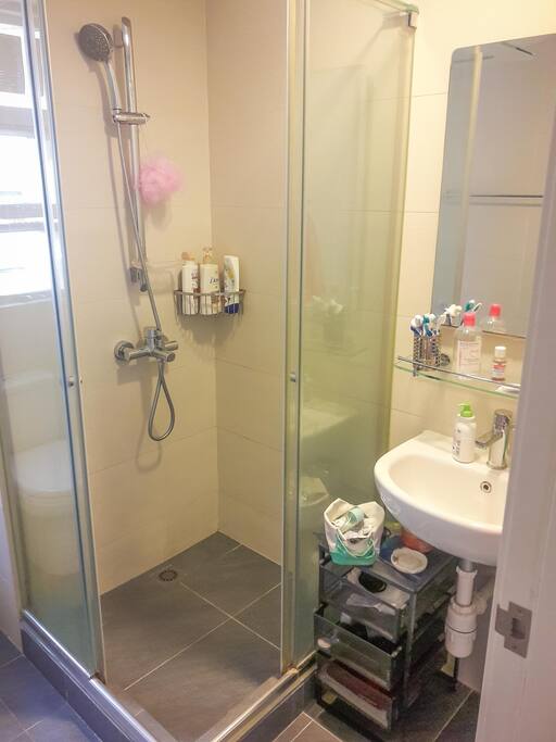 Modern shared bathroom