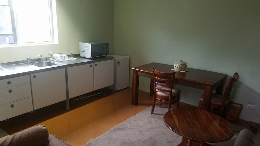 Private granny flat for short stay