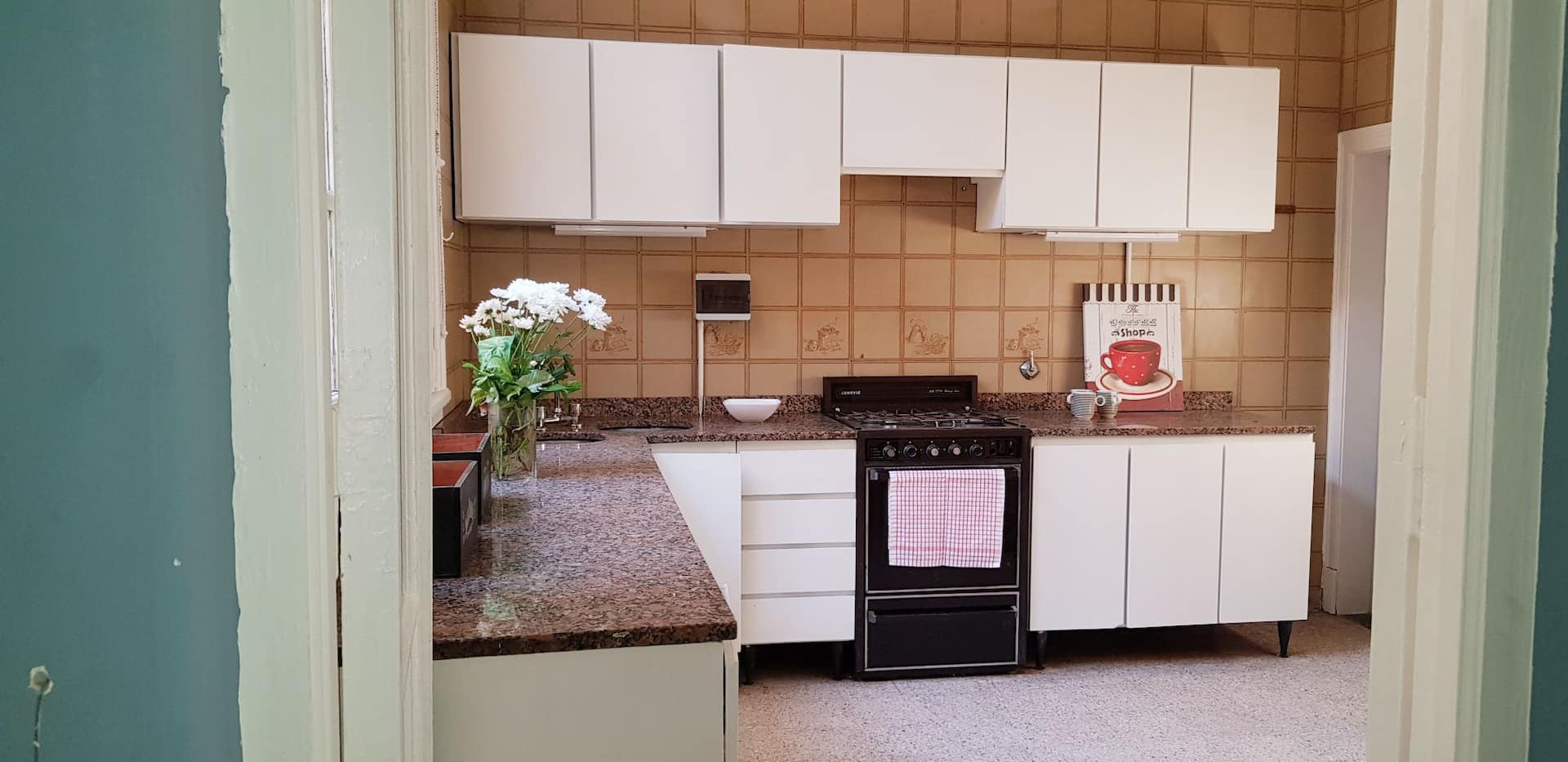 Room in a recently refurbished house in San Telmo