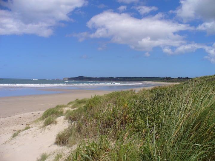 Holiday at a beach apartment in a private setting