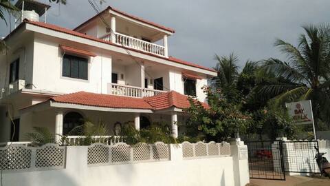 Villa Baywalk Goa | 200 meters from Morjim Beach