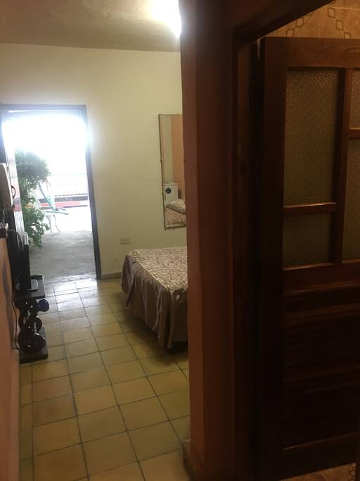 Entrada a la Habitación con Aire, TV, Baño independiente
