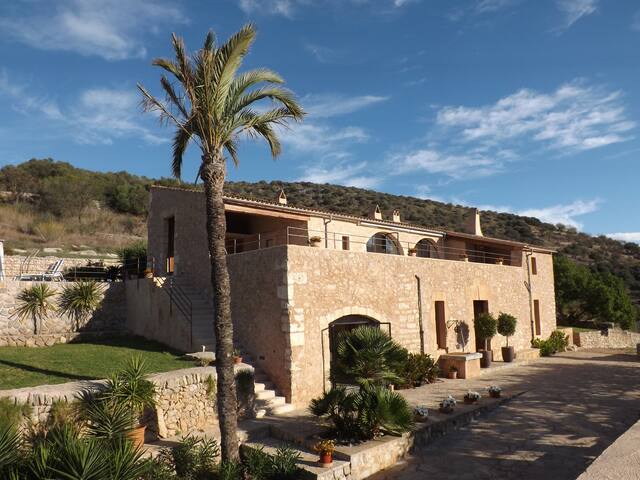 FINCA SES VOLTES-TRAUMANWESEN! gallery image 2