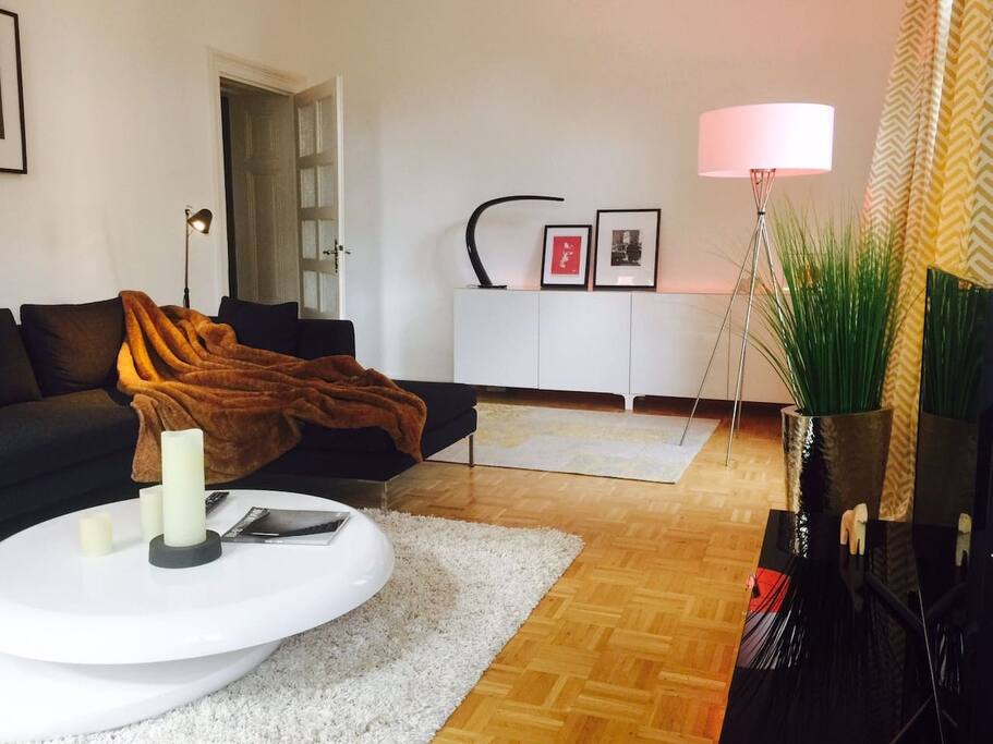 Living Room – the modern light system creates a beautiful and diverse athmosphere