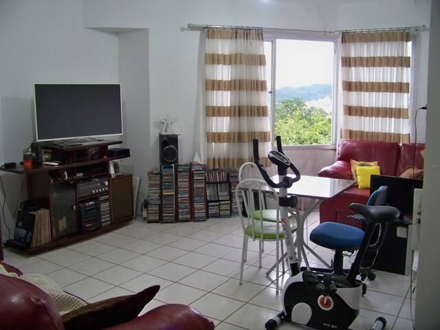 Single room next to UFSC