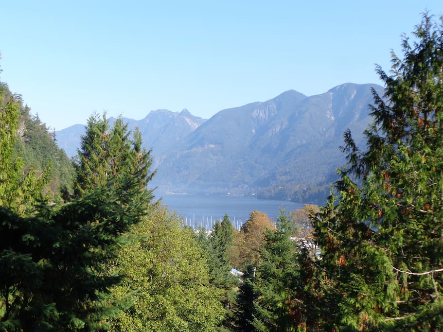 Great views of Howe Sound Inlet and the mountains.
