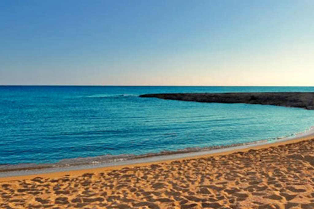 spiaggia raggiungibile a piedi