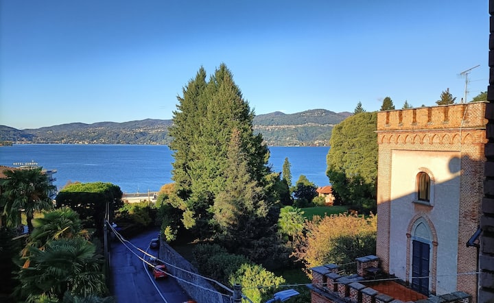 "Blue Dream" - Wonderful lake view