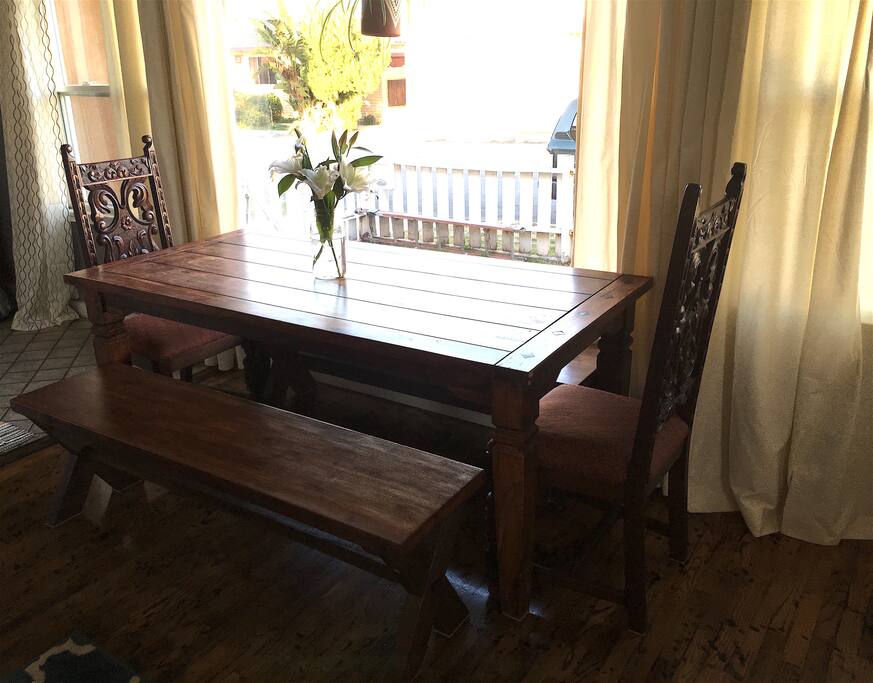 Dining Area with 2 Benches Seats 8
