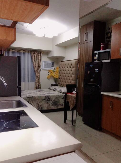 Horizons 101 Luxurious Studio Unit on 46th floor