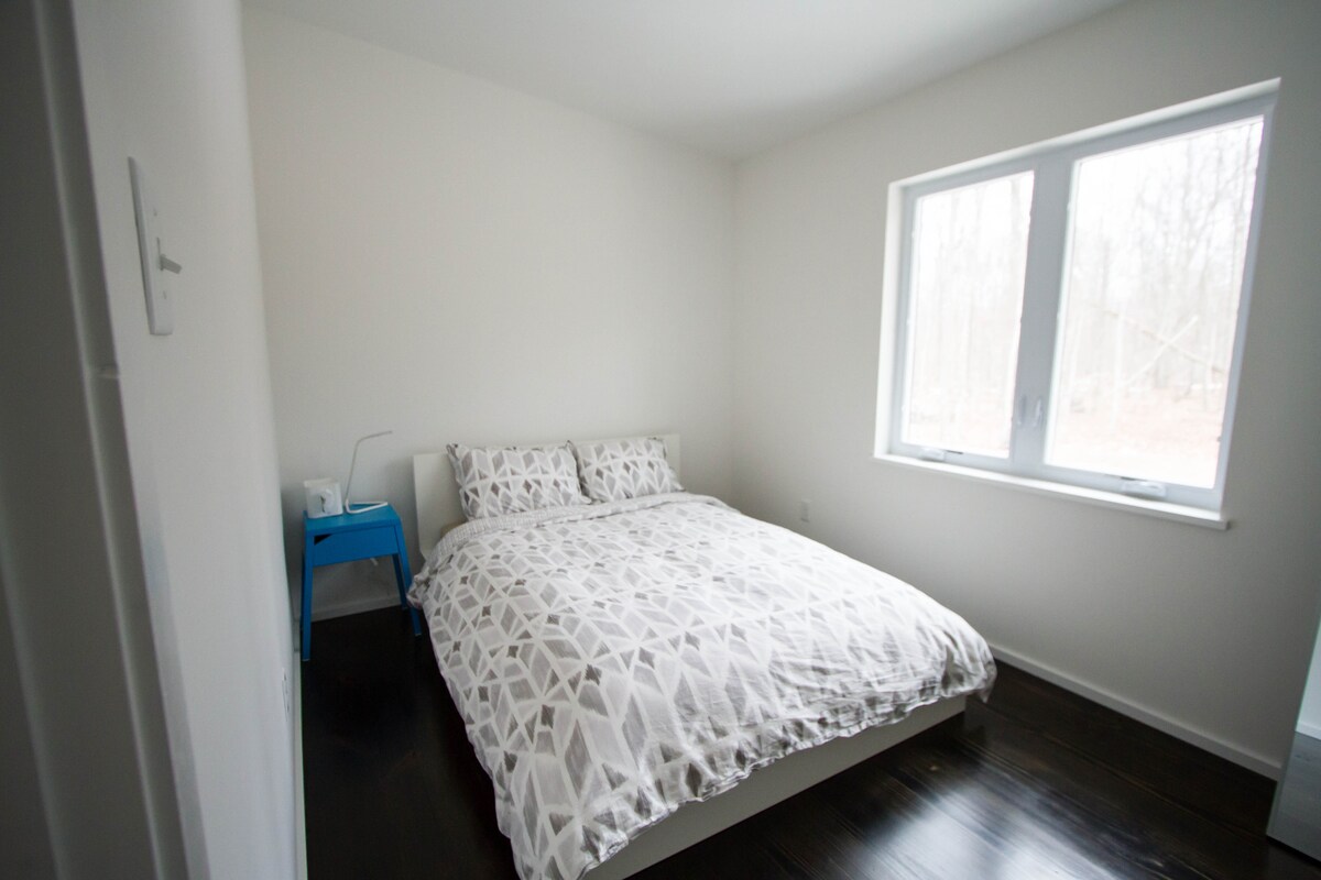 Bedroom #2 with full bed