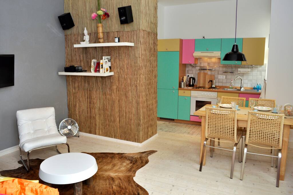white natural pine wood floor (organic, bare foots welcome!)