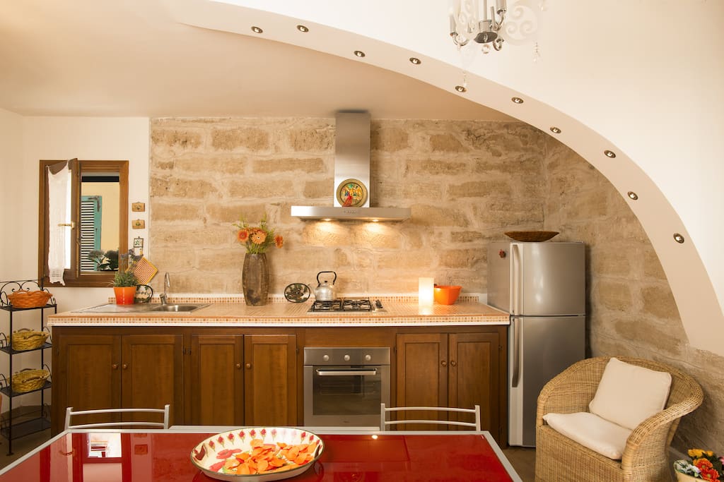 Cucina,pietra a vista. Designed with style and care with respect of tradition!