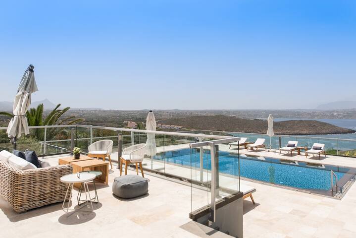 Villa Rey – Follow your luxury senses. Seafront gallery image 5