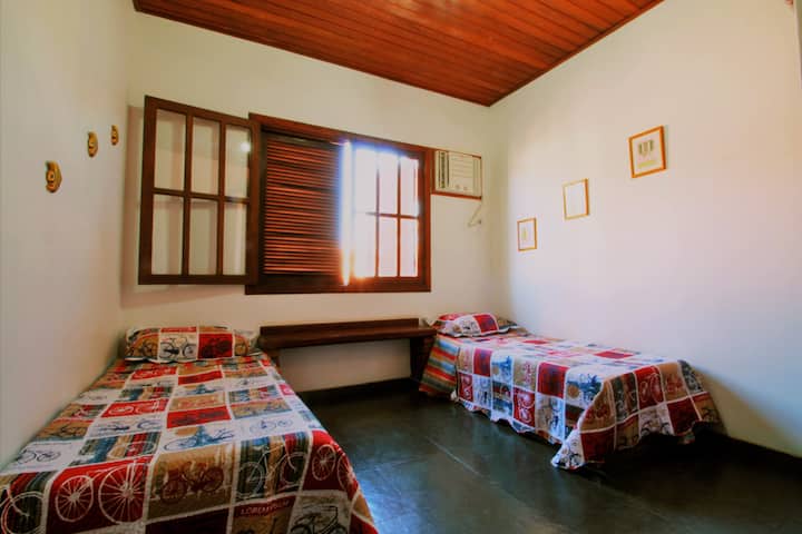 ห้องสวีทเดี่ยวพร้อมเครื่องปรับอากาศ