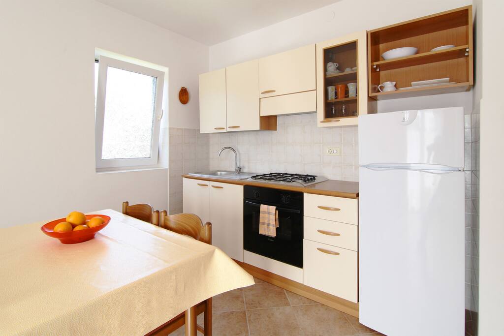 Dining room + kitchen