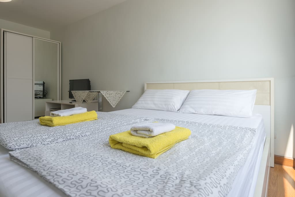 A Kingsize Bed
