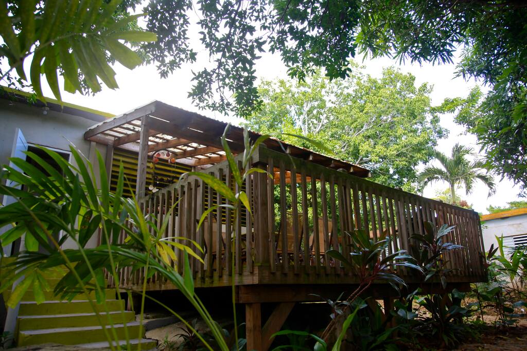 »BEST LOCATION!« casa mangó Houses for Rent in Esperanza, Vieques
