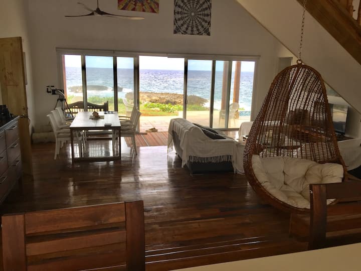 Beachfront Villa In Strawberry Fields St Mary - Jamaica