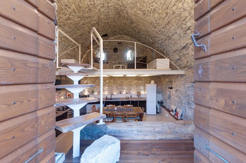 Medieval Tuscan tower house with breathtaking views