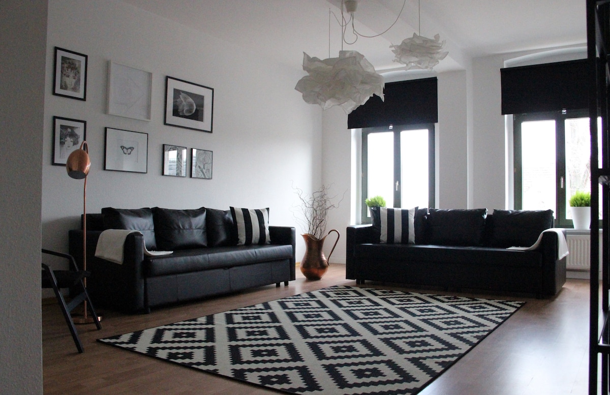 Popular Airbnb listing: Leon Apartment Superior in Zentrum Nord