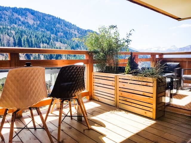 Primevères - Appart. centre village, vue montagnes, à 5 min des stations