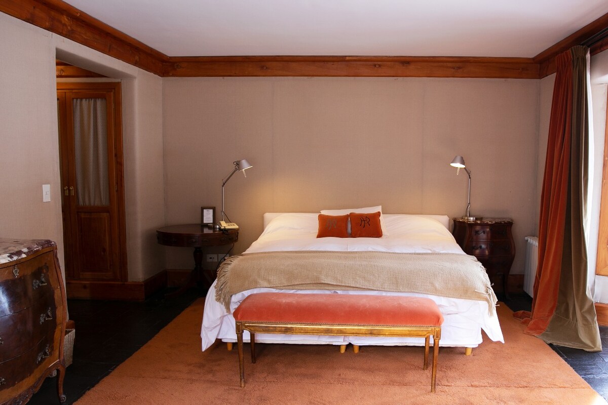 Casada: Dormitorio primary