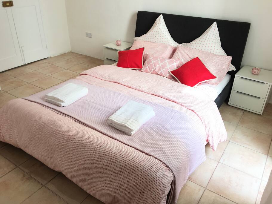 SAMPLE BEDROOM
