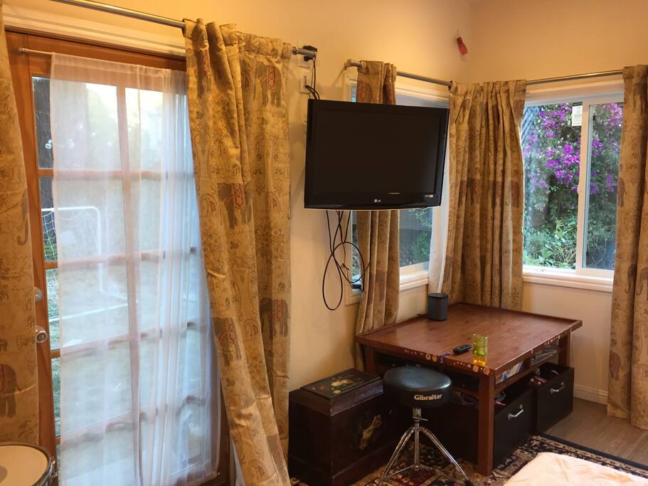 studio- tv view