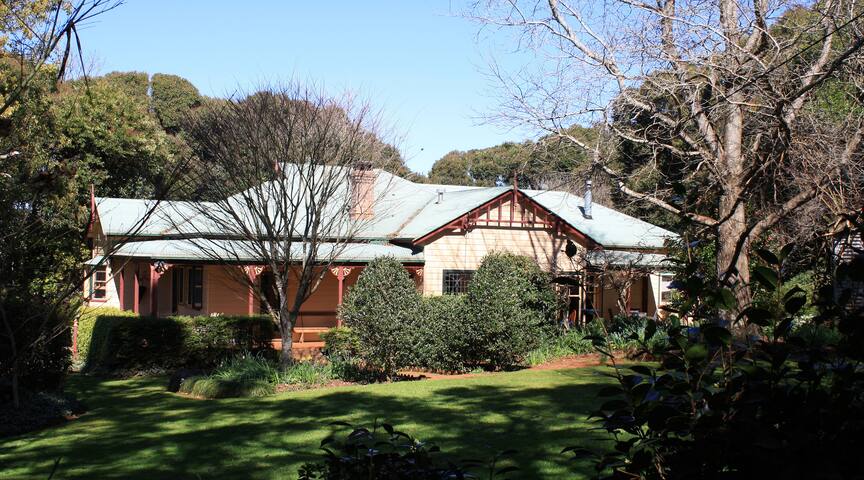 Mossgrove Bed and Breakfast