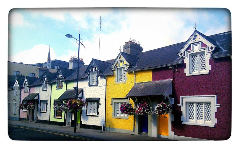 200 year old Heritage Irish Cottage