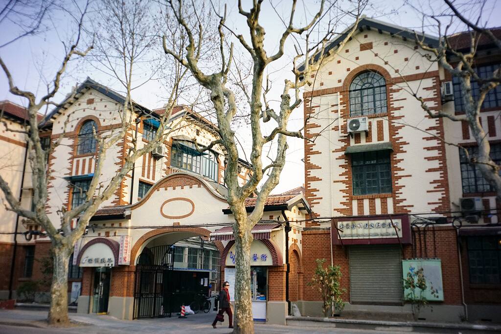 小区大门