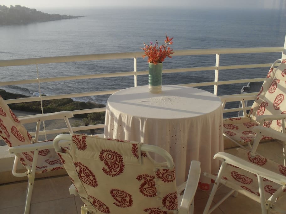 La vista de la terraza es muy bonita, la puesta de sol se ve maravillosa