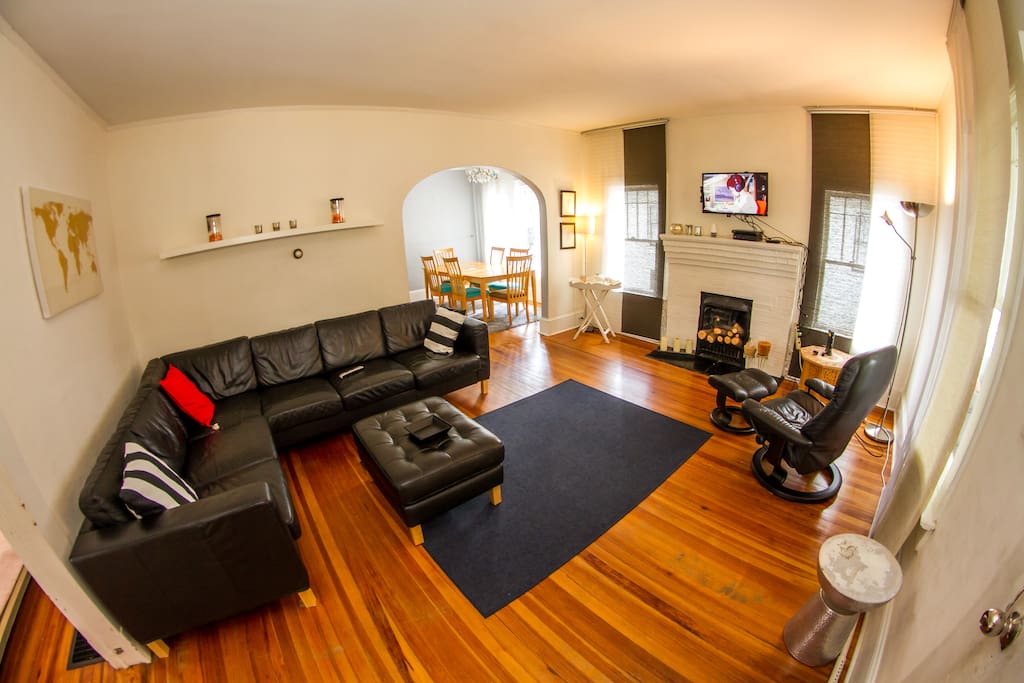 Main Room W/ Large Sectional & Open Space