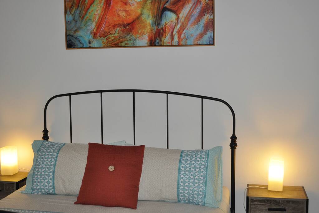 Main bedroom is spacious and a good night's sleep awaits you.