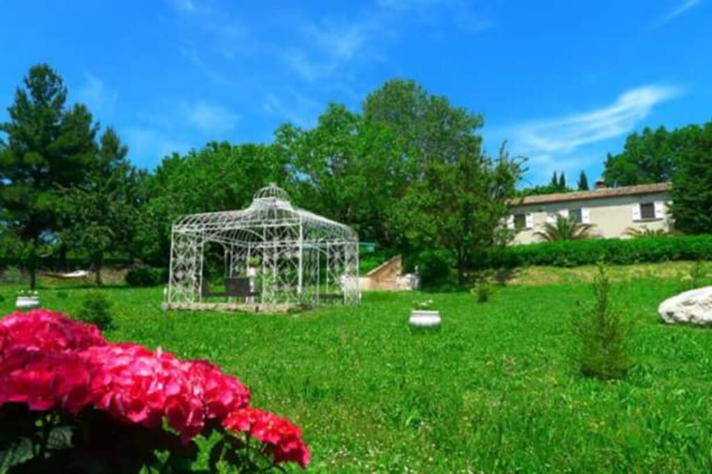 il gazebo nel parco