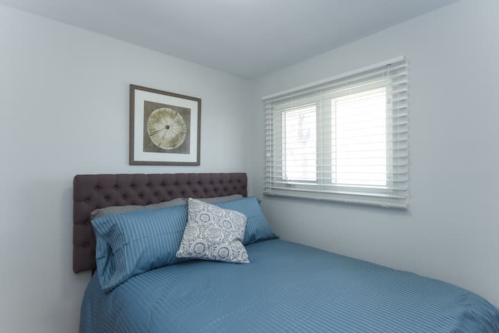 Chumba cha kulala 3 na Kitanda cha watu wawili