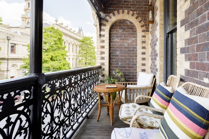 South Melbourne Gem on Emerald Hill gallery image 5