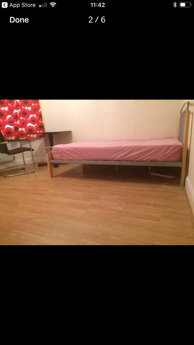 Bed room