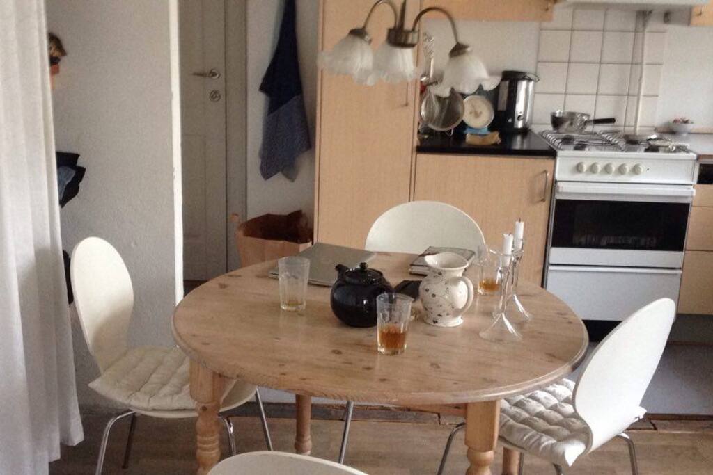 Kitchen-dining area